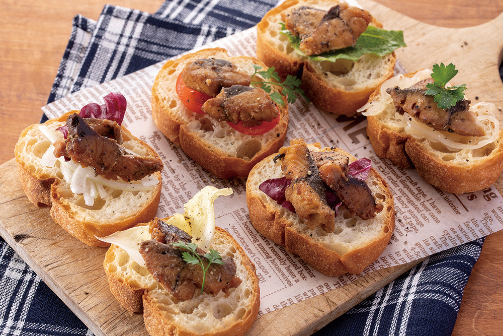 おつまみ　さばチップ　［ブラックペッパー］